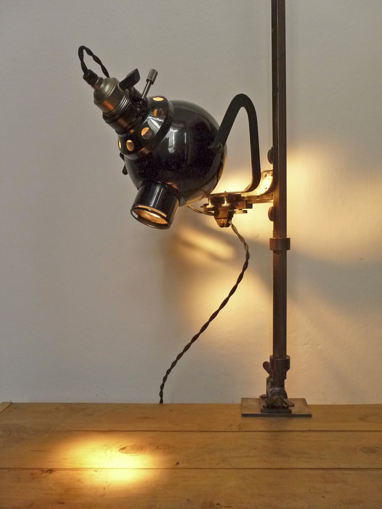 Reichert microscope lamp